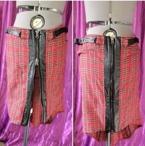 Beautiful Vintage Lip Service Fetish Line Skirt! ☠️TRADES WELCOME!☠️